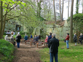 Christi Himmelfahrt an der Fatima Grotte (Foto: Karl-Franz Thiede)